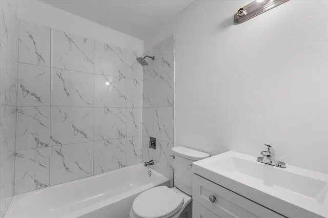 $255,900 | 4504 Highland Lake Drive, Lake Worth, TX 76135