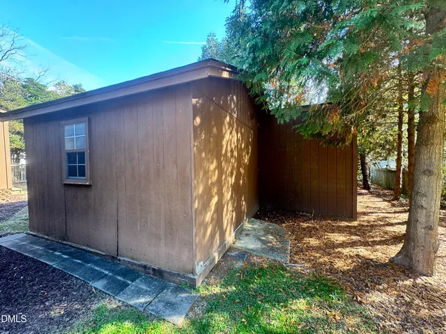 $775,000 | 502 Carolyn Court, Cary, NC 27511