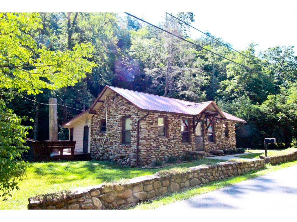 908 Carson Springs Road Newport, TN 37821 - Photo 1 of 24 908 Carson Springs Rd