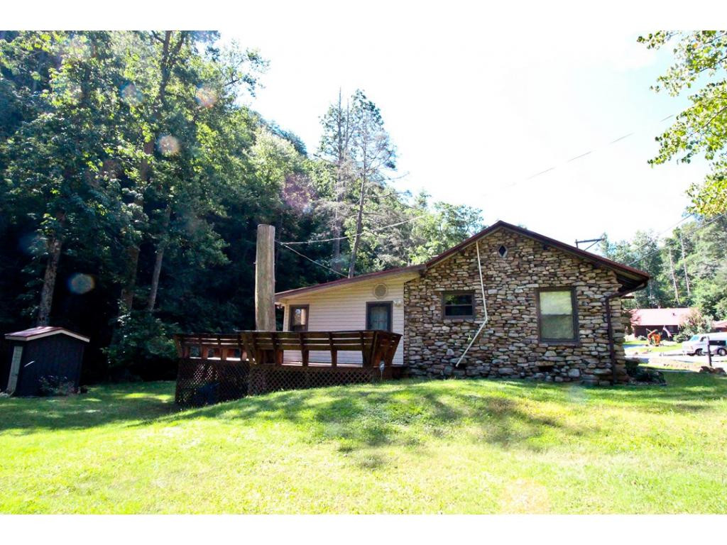908 Carson Springs Road Newport, TN 37821 - Photo 7 of 24 Photo 7