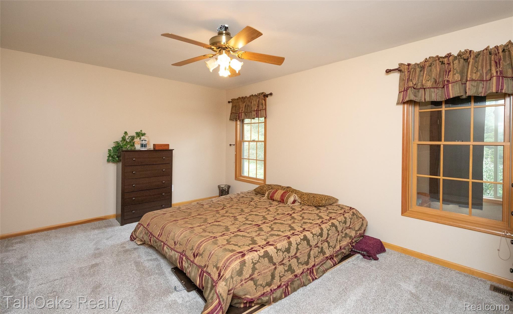 2636 North Lapeer Road Lapeer, MI 48446 - Photo 42 of 52 Bedroom 3.jpg