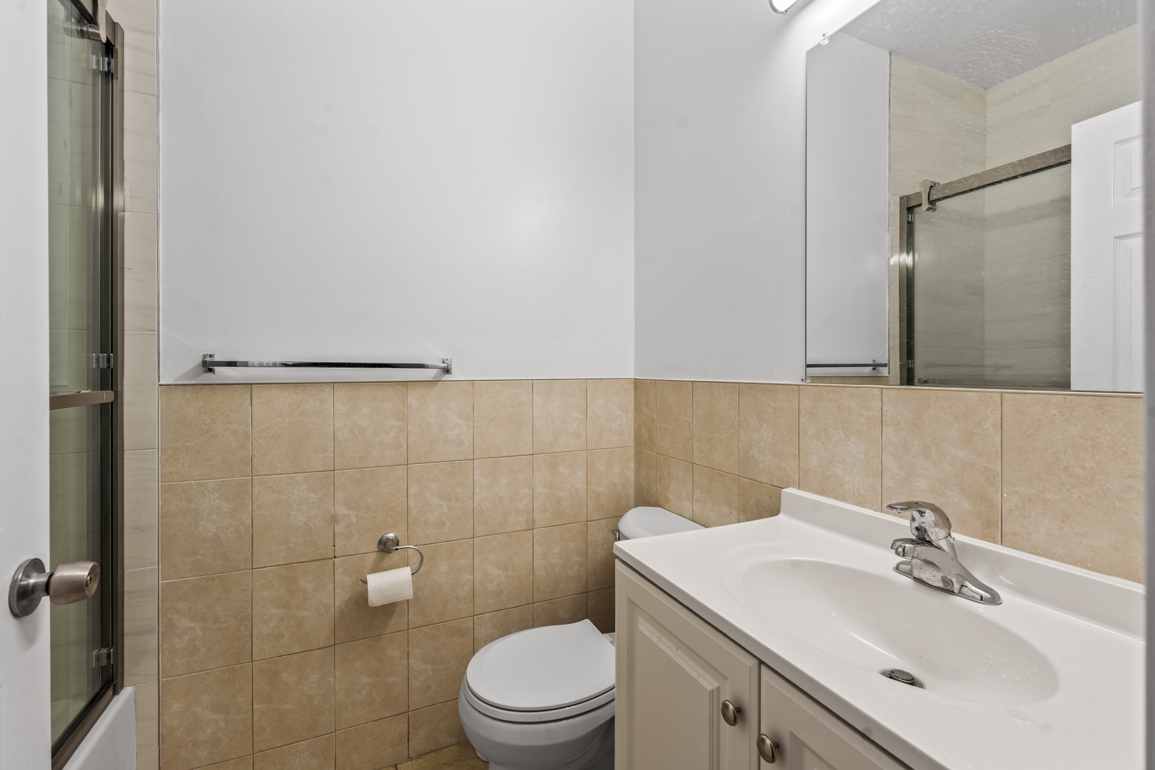 2713 South Crowell Street Chicago, IL 60608 - Photo 17 of 47