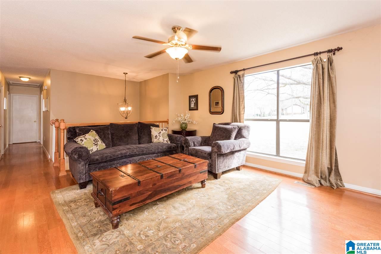101 Hickory Street Alabaster, AL 35114 - Photo 7 of 35