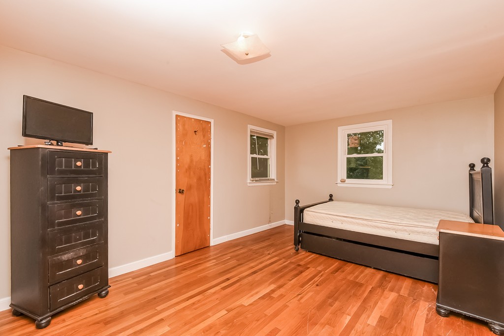 10 Roundy Road Lynnfield, MA 01940 - Photo 18 of 28 Gallery Image 18