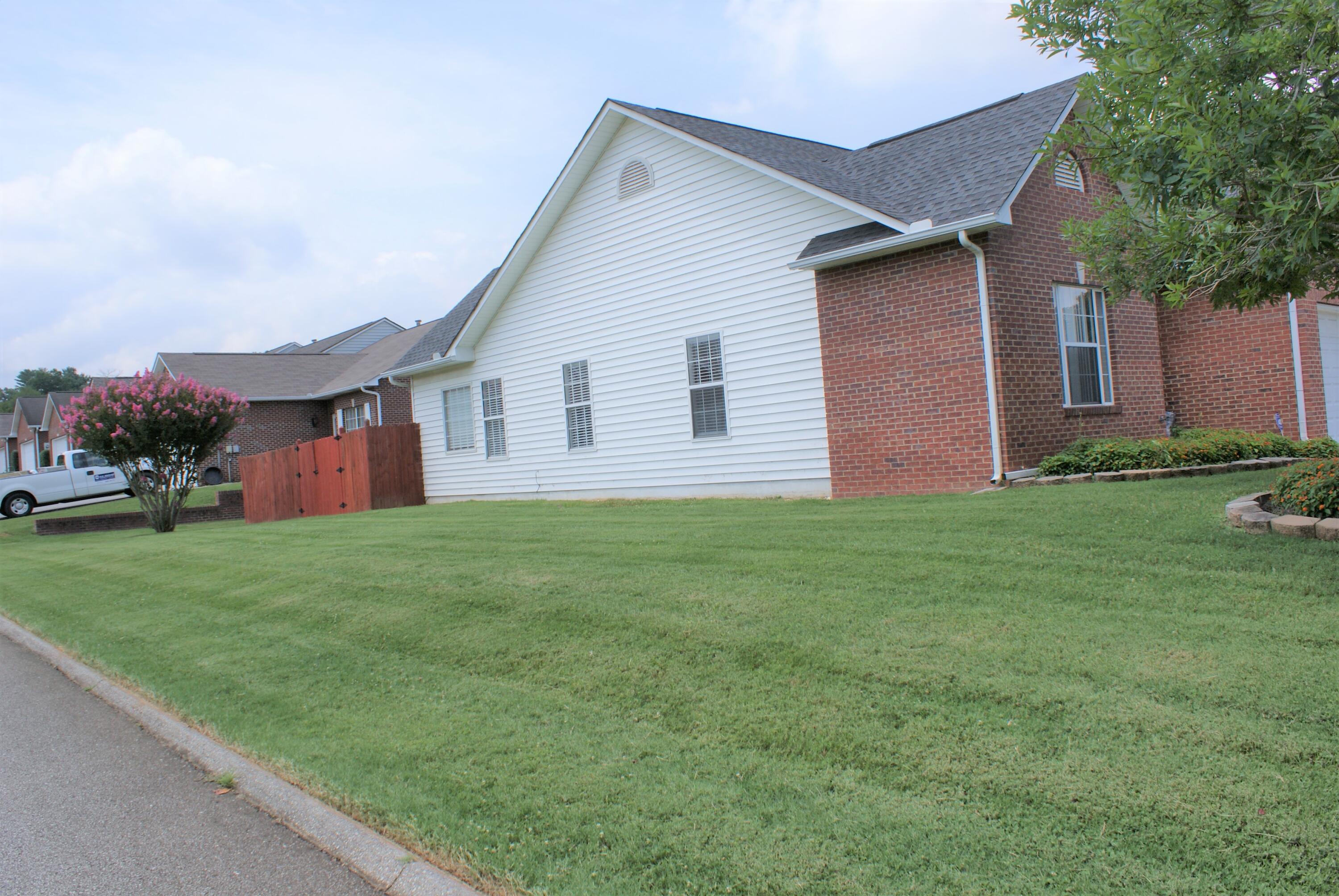 3031 Springtime Way Knoxville, TN 37912 - Photo 2 of 26 Corner Lot