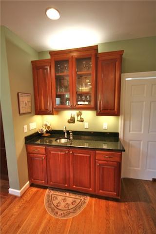 3123 Braintree Road Franklin, TN 37069 - Photo 6 of 20 KITCHEN WETBAR WITH SINK