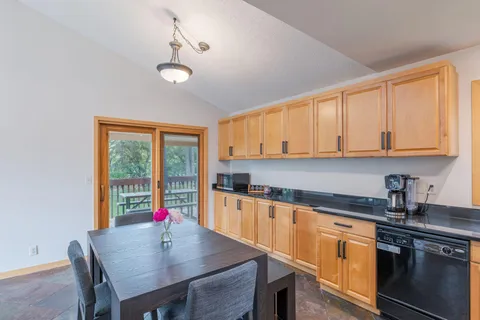$565,000 | 2840 Mayflower Avenue, Minnetonka, MN 55305
