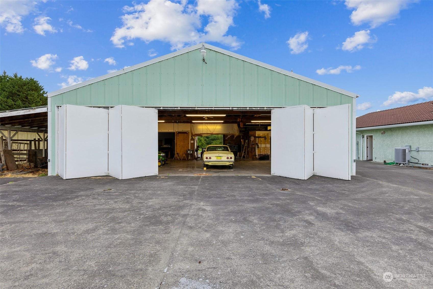 14340 Morris Road Southeast Yelm, WA 98597 - Photo 14 of 39 Gallery Image 14