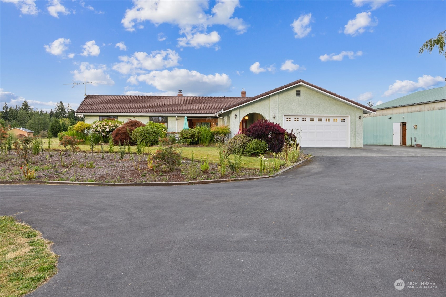 14340 Morris Road Southeast Yelm, WA 98597 - Photo 6 of 39 Gallery Image 6