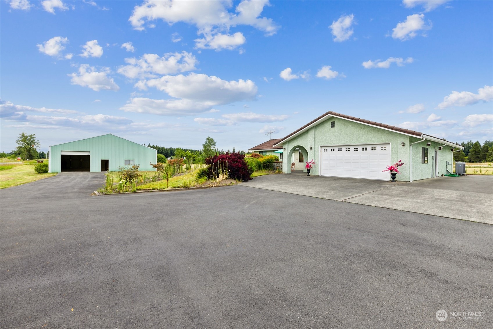 14340 Morris Road Southeast Yelm, WA 98597 - Photo 9 of 39 Gallery Image 9
