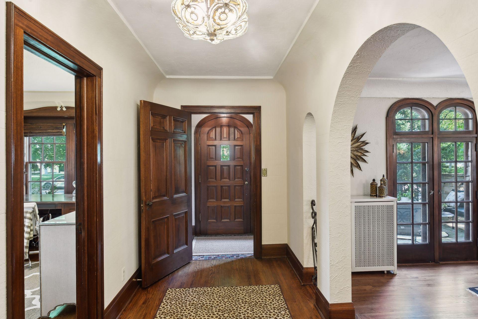 4602 Edina Boulevard Edina, MN 55424 - Photo 5 of 75