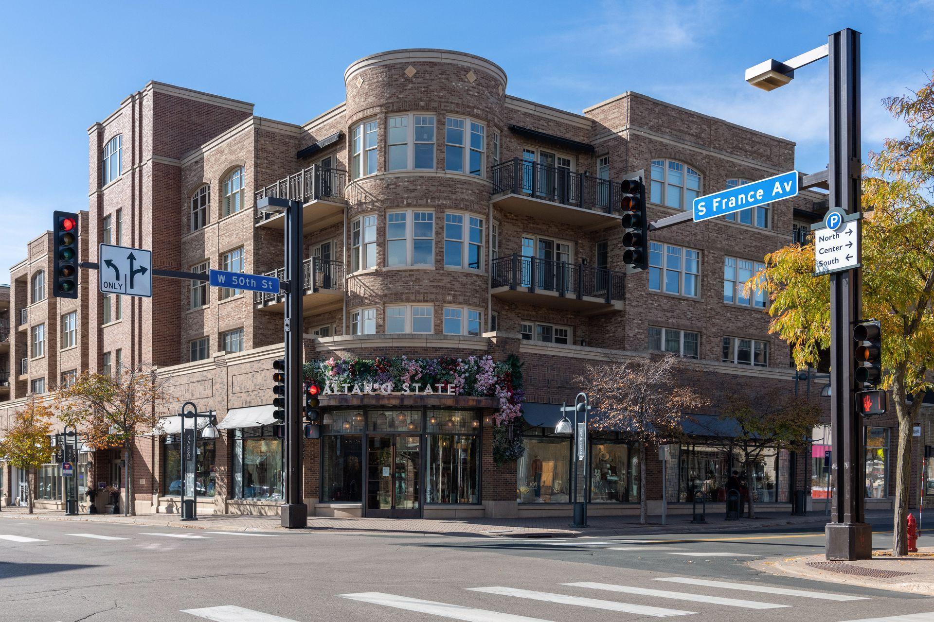 4602 Edina Boulevard Edina, MN 55424 - Photo 72 of 75