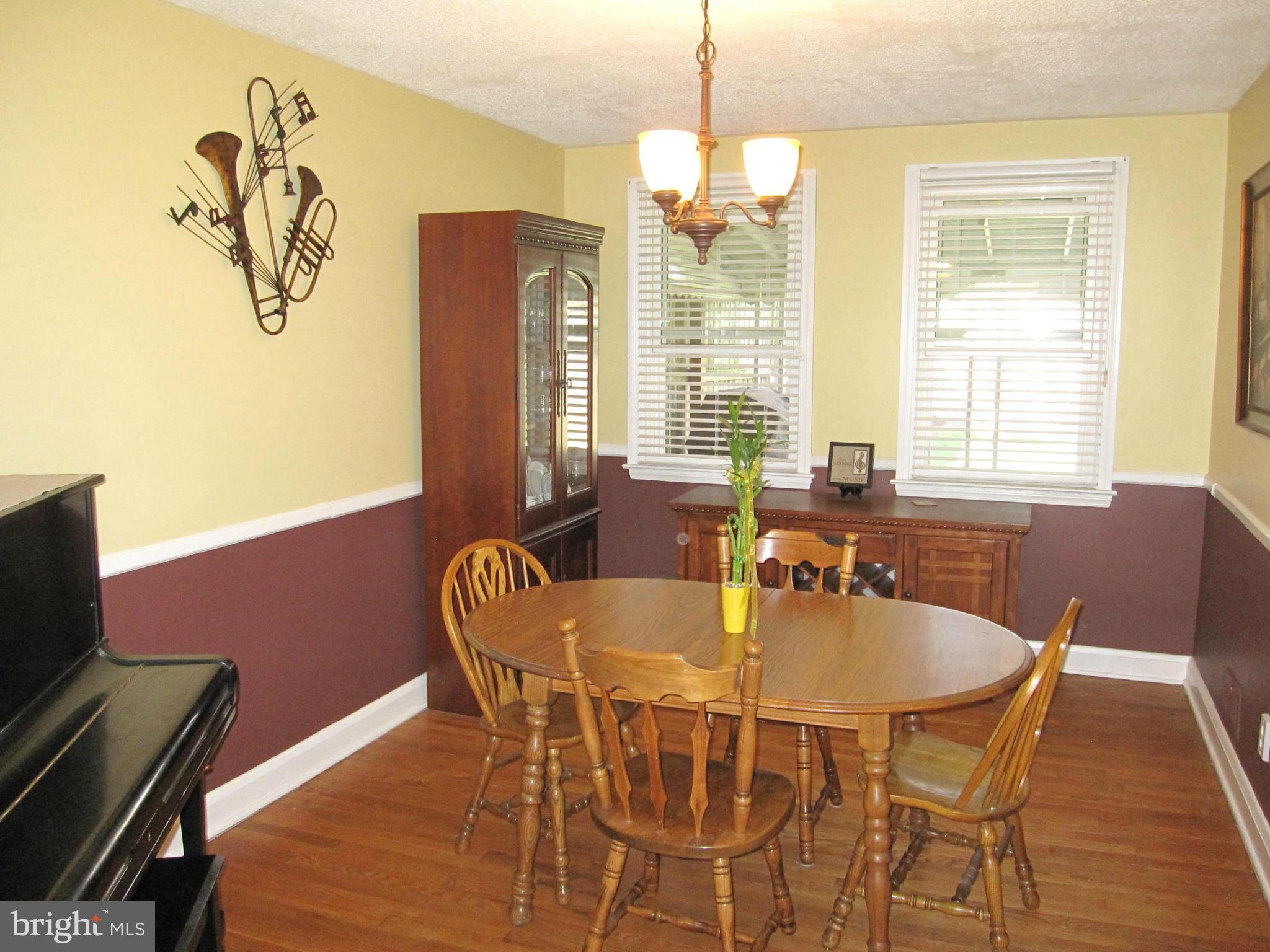 1678 Thetford Road Towson, MD 21286 - Photo 8 of 15 Dining Room