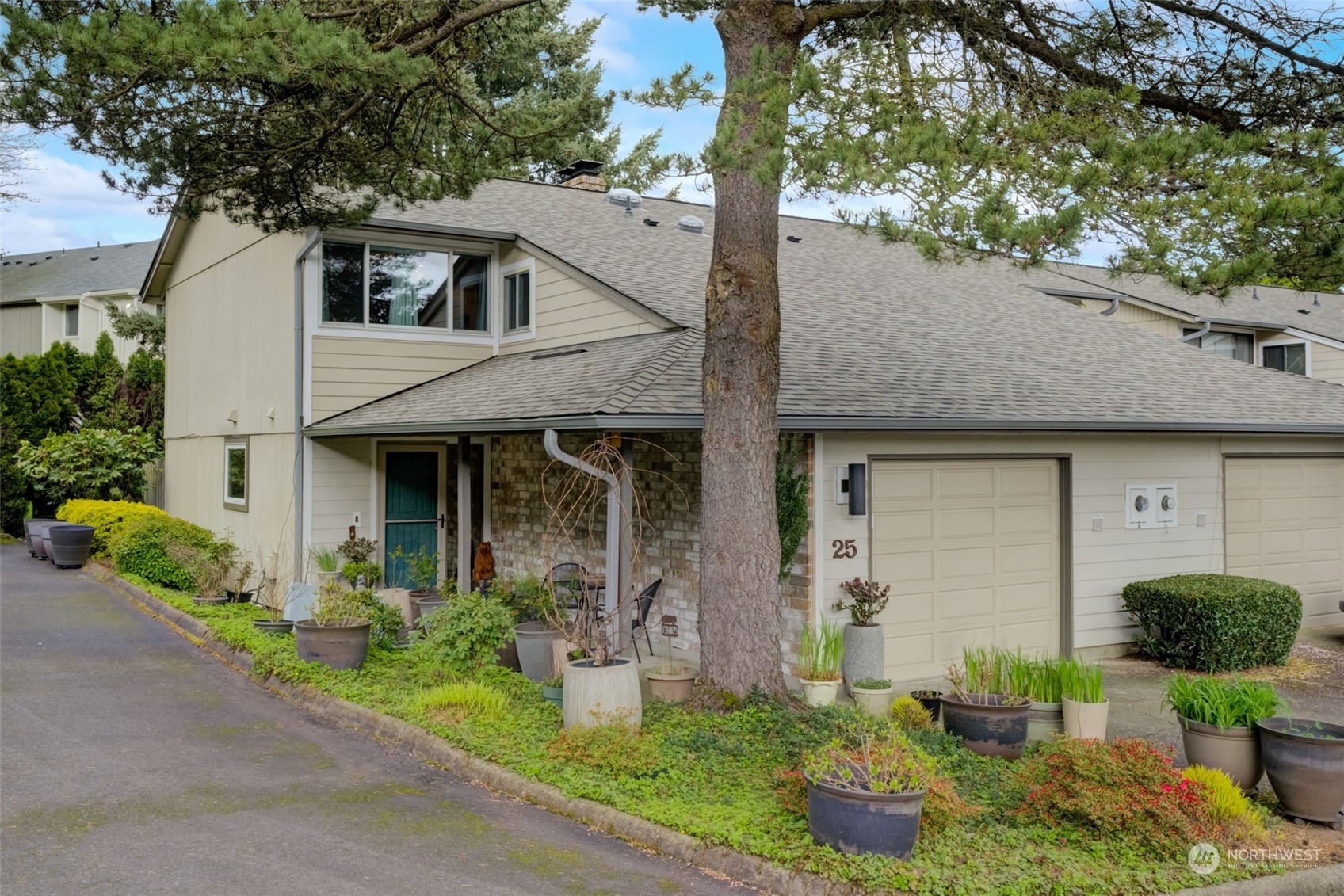 4613 East 18th St Unit 25  