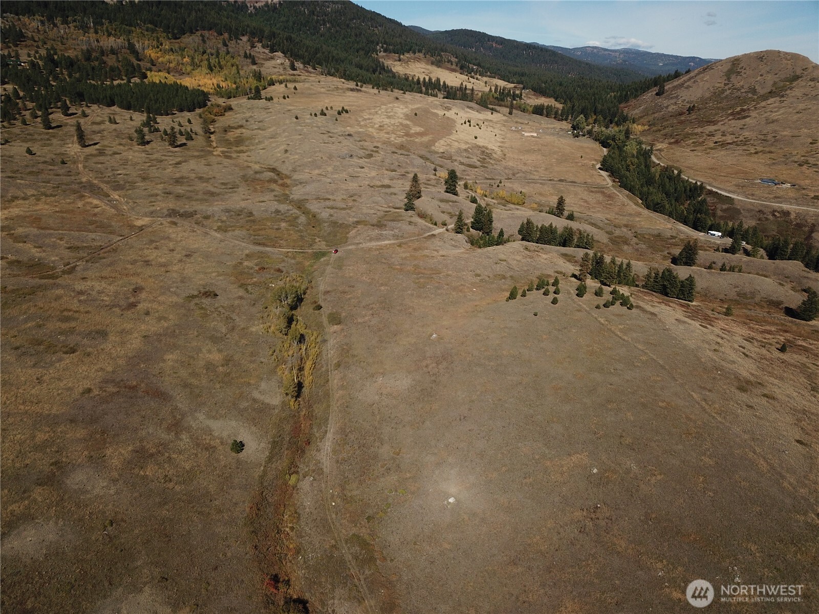 0 Honeysuckle Lane Curlew, WA 99118 - Photo 24 of 28 a bathroom with a shower