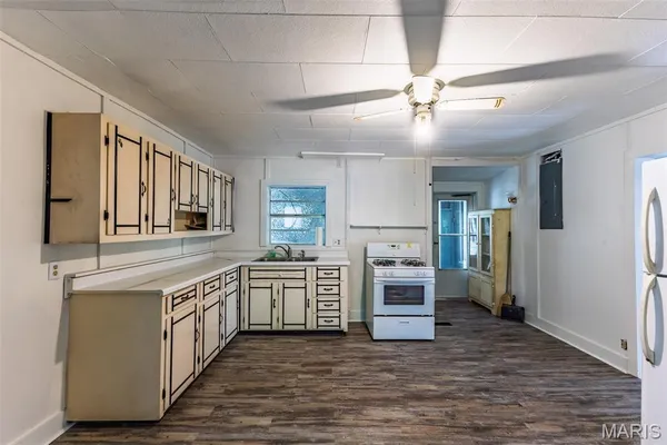 $359,000 | 8620 State Highway 21 South, Doniphan, MO 63935