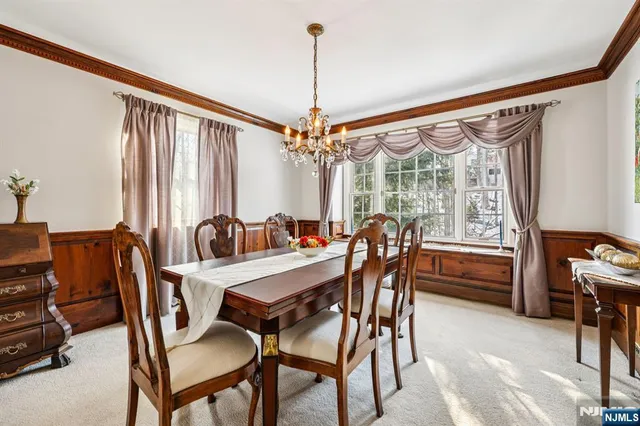 $799,900 | 418 Pines Lake Drive East, Wayne, NJ 07470