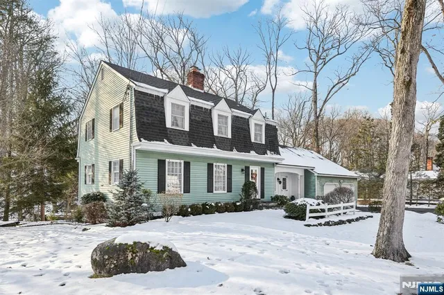 $799,900 | 418 Pines Lake Drive East, Wayne, NJ 07470