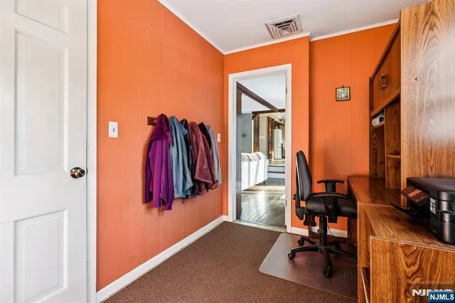 $799,900 | 418 Pines Lake Drive East, Wayne, NJ 07470