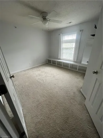 $1,250 | 4701 Pennoak Lane, Greensboro, NC 27407