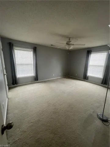 $1,250 | 4701 Pennoak Lane, Greensboro, NC 27407