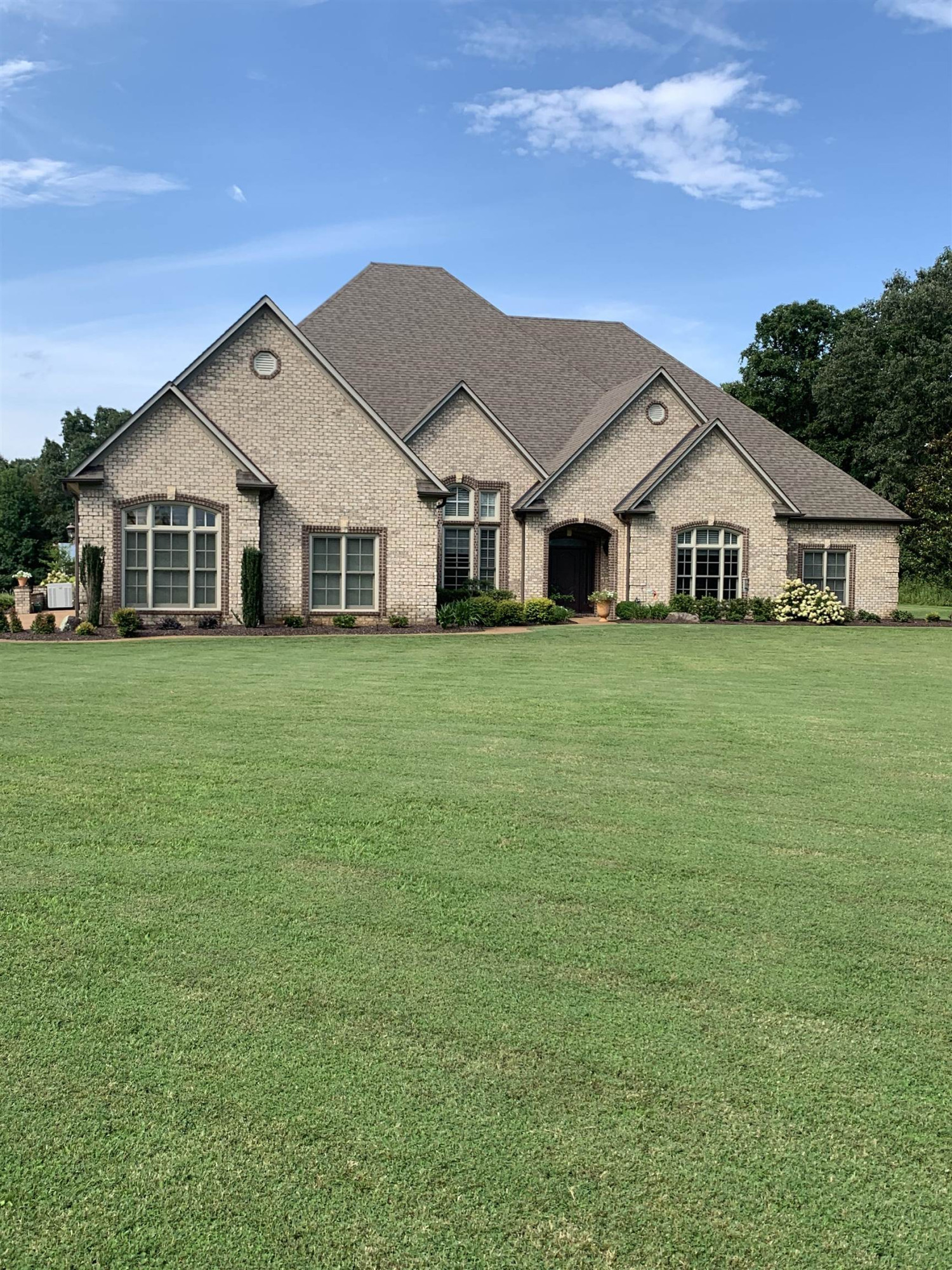 2827 Ashport Road Jackson, TN 38305 - Photo 1 of 43 Photo 1