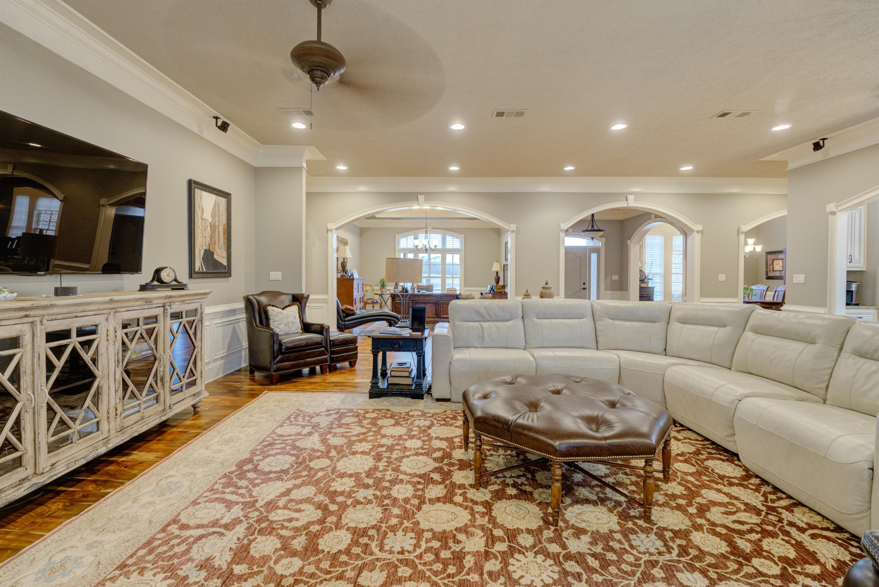 2827 Ashport Road Jackson, TN 38305 - Photo 12 of 43 Photo 12