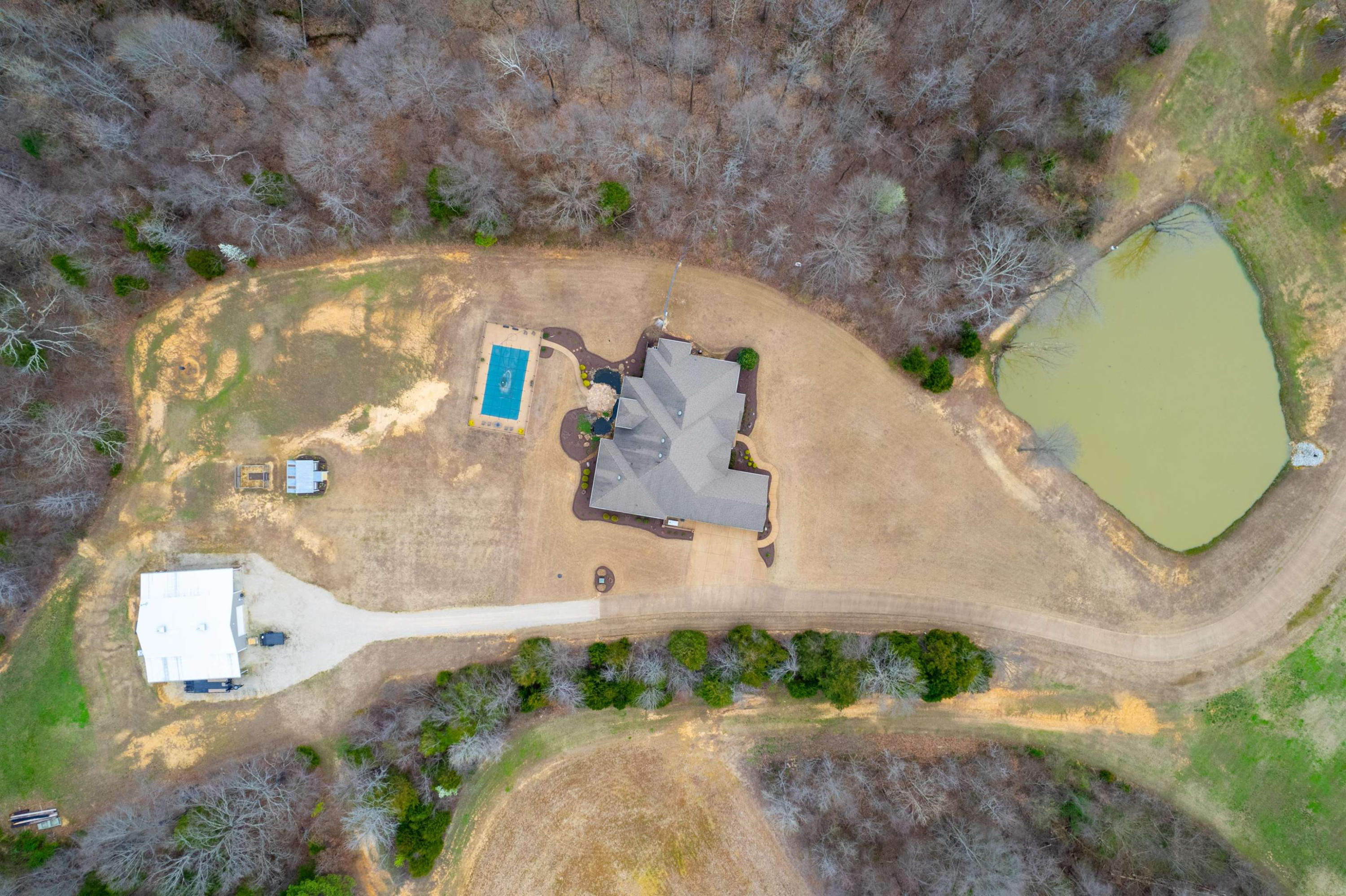 2827 Ashport Road Jackson, TN 38305 - Photo 41 of 43 Photo 43