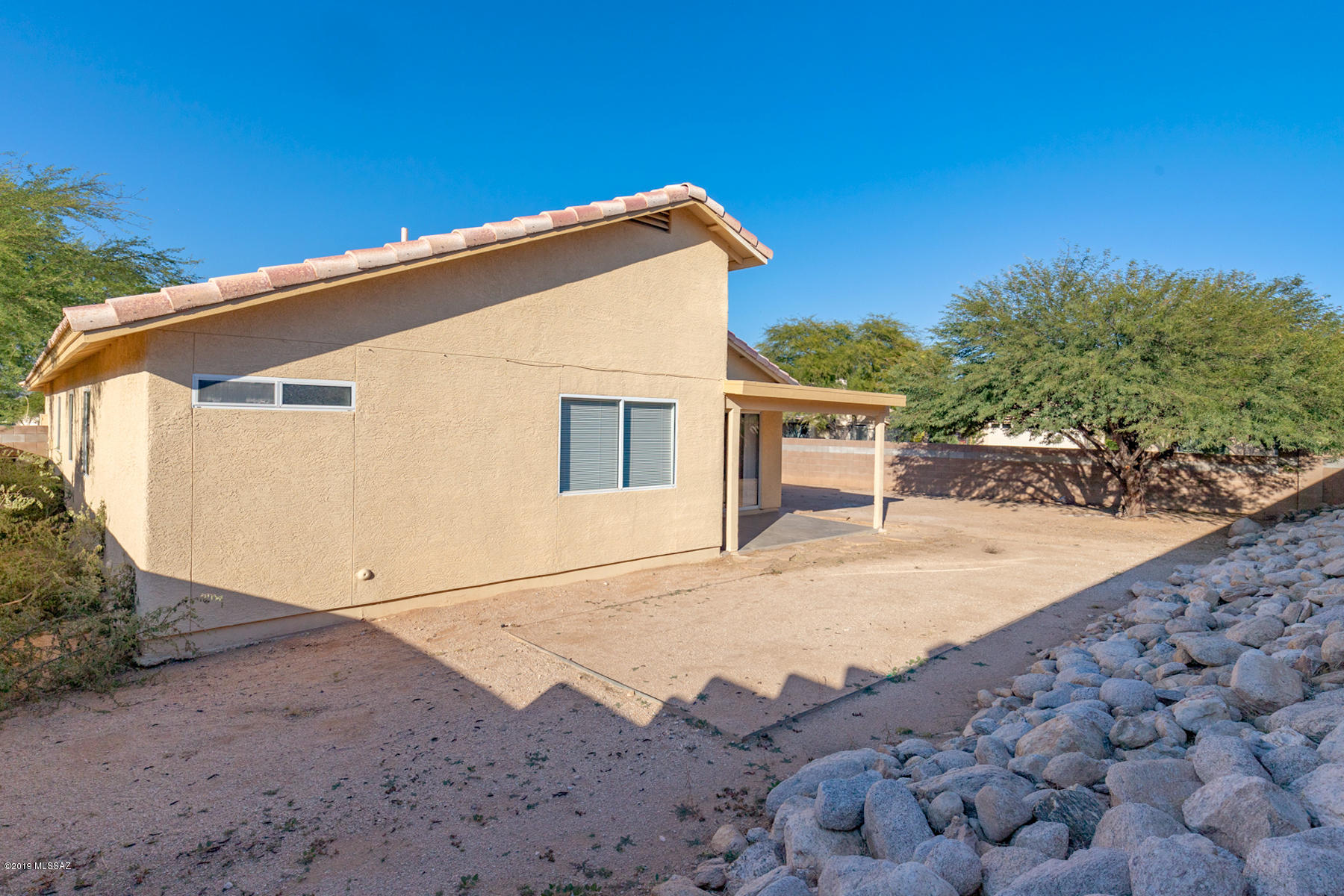 9630 East Magdalena Road Tucson, AZ 85748 - Photo 4 of 31