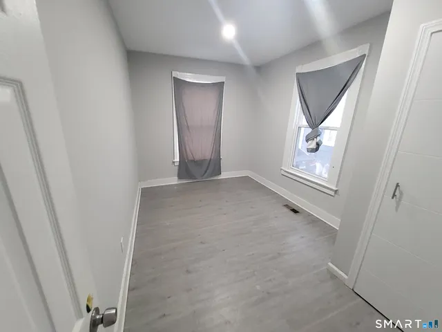 $1,750 | 11 Ridgewood Street, Unit 1, Waterbury, CT 06710