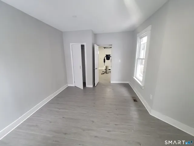 $1,750 | 11 Ridgewood Street, Unit 1, Waterbury, CT 06710