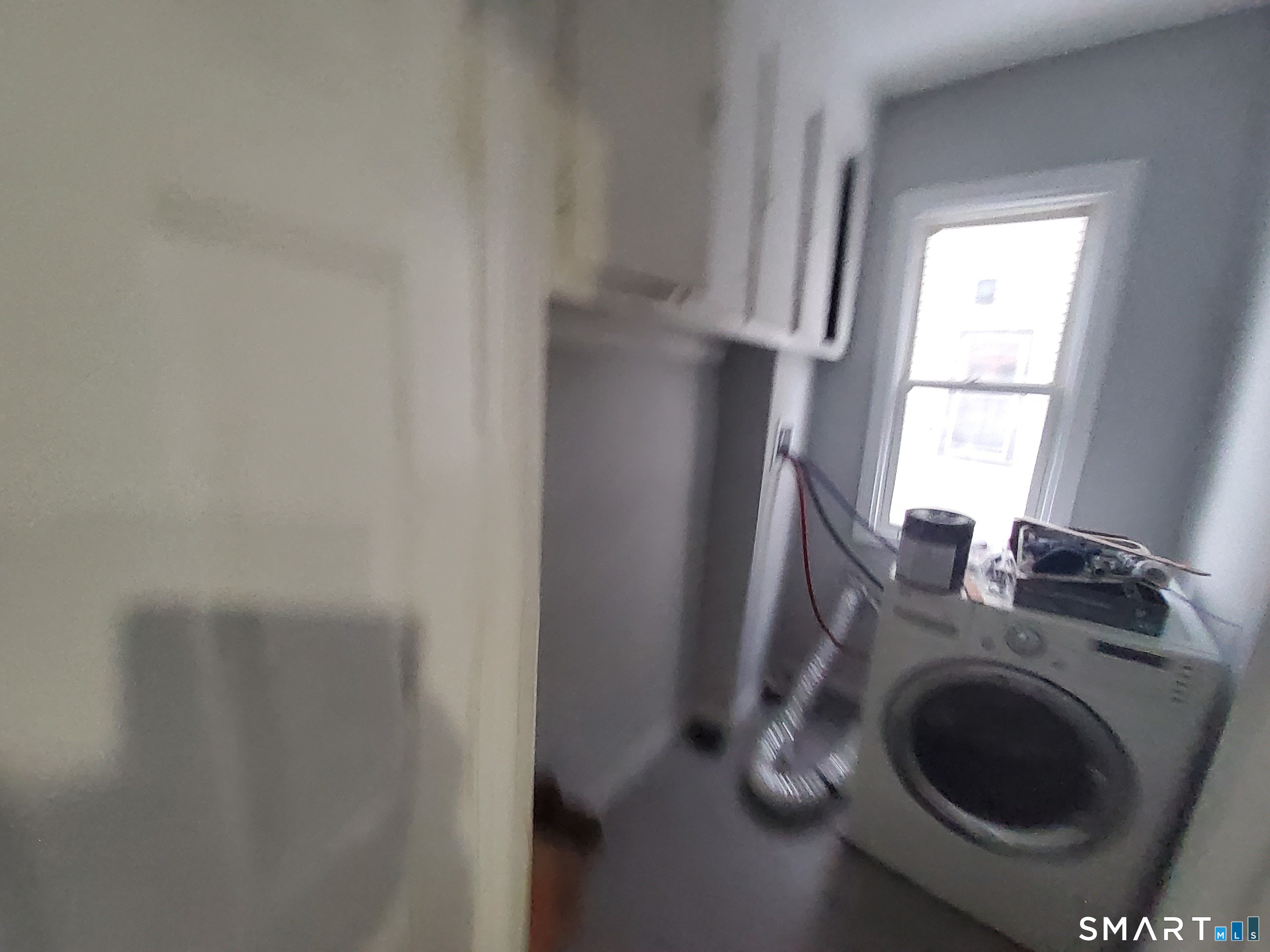 11 Ridgewood Street, Unit 1 Waterbury, CT 06710 - Photo 9 of 13