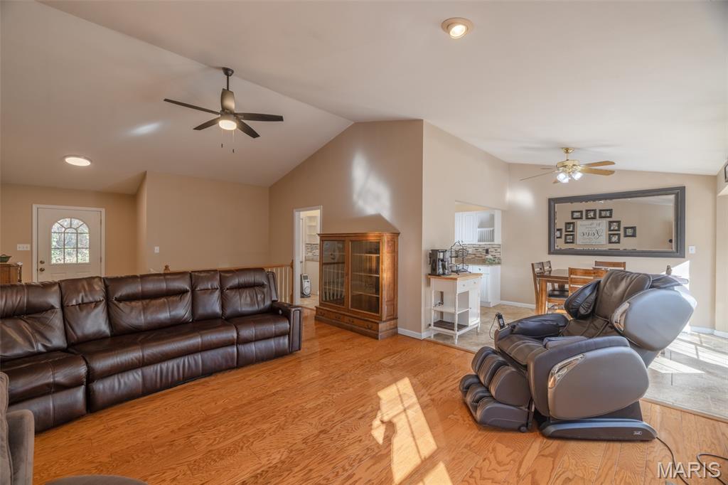 2273 Holtgrewe Road Washington, MO 63090 - Photo 5 of 54