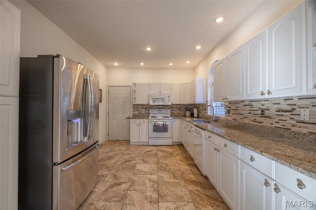 2273 Holtgrewe Road Washington, MO 63090 - Photo 9 of 54