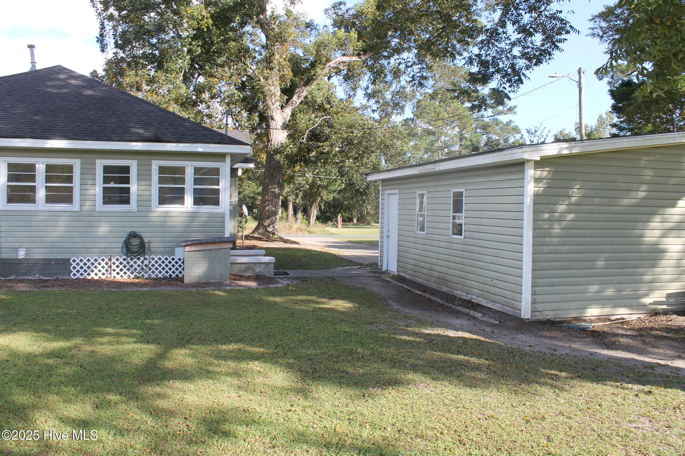 283 Kit Horne Road Whiteville, NC 28472 - Photo 10 of 36 IMG_3067