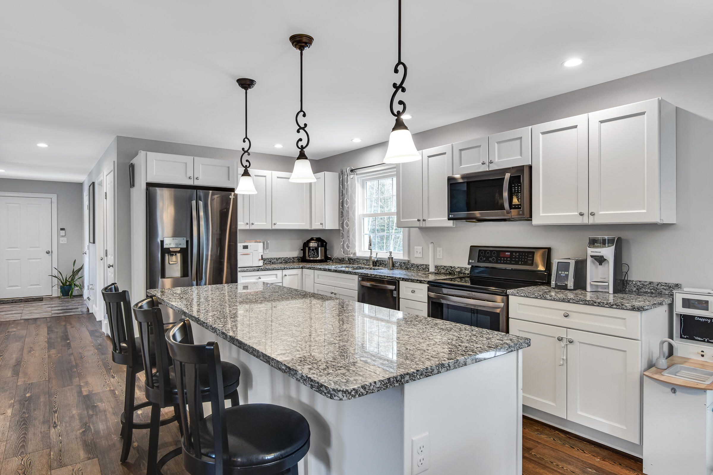 14 Tree Farm Road Brunswick, ME 04011 - Photo 13 of 39 Kitchen