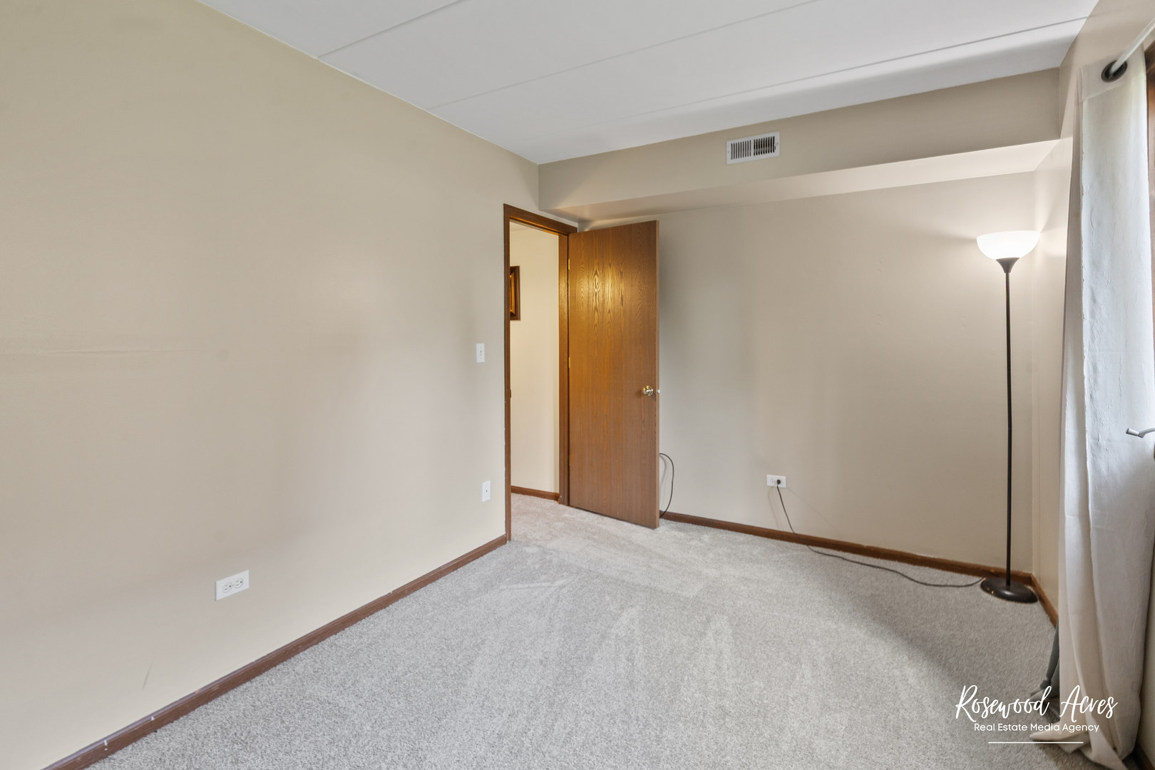 18137 Martin Avenue, Unit 1NE Homewood, IL 60430 - Photo 12 of 20