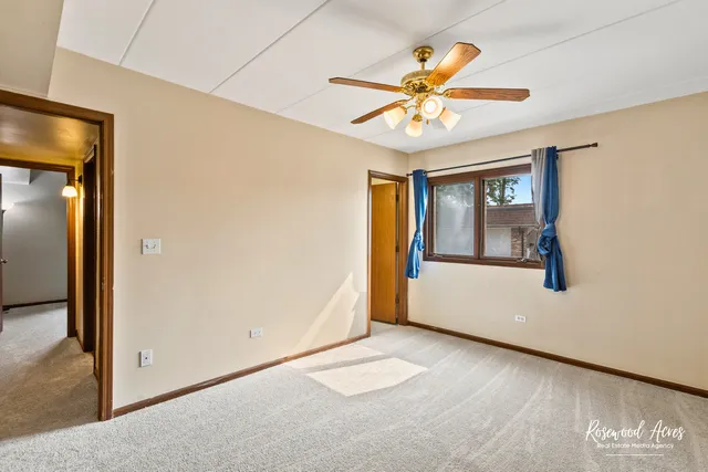 $159,900 | 18137 Martin Avenue, Unit 1NE, Homewood, IL 60430