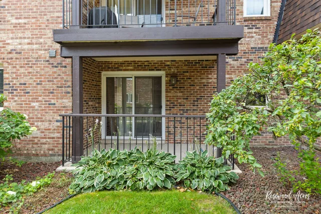 $159,900 | 18137 Martin Avenue, Unit 1NE, Homewood, IL 60430