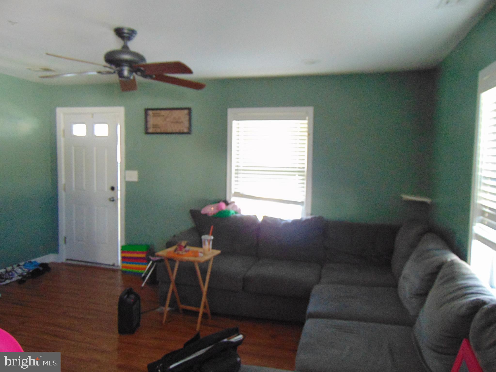 28 Franklin Avenue Clementon, NJ 08021 - Photo 3 of 26 a living room with furniture and a window