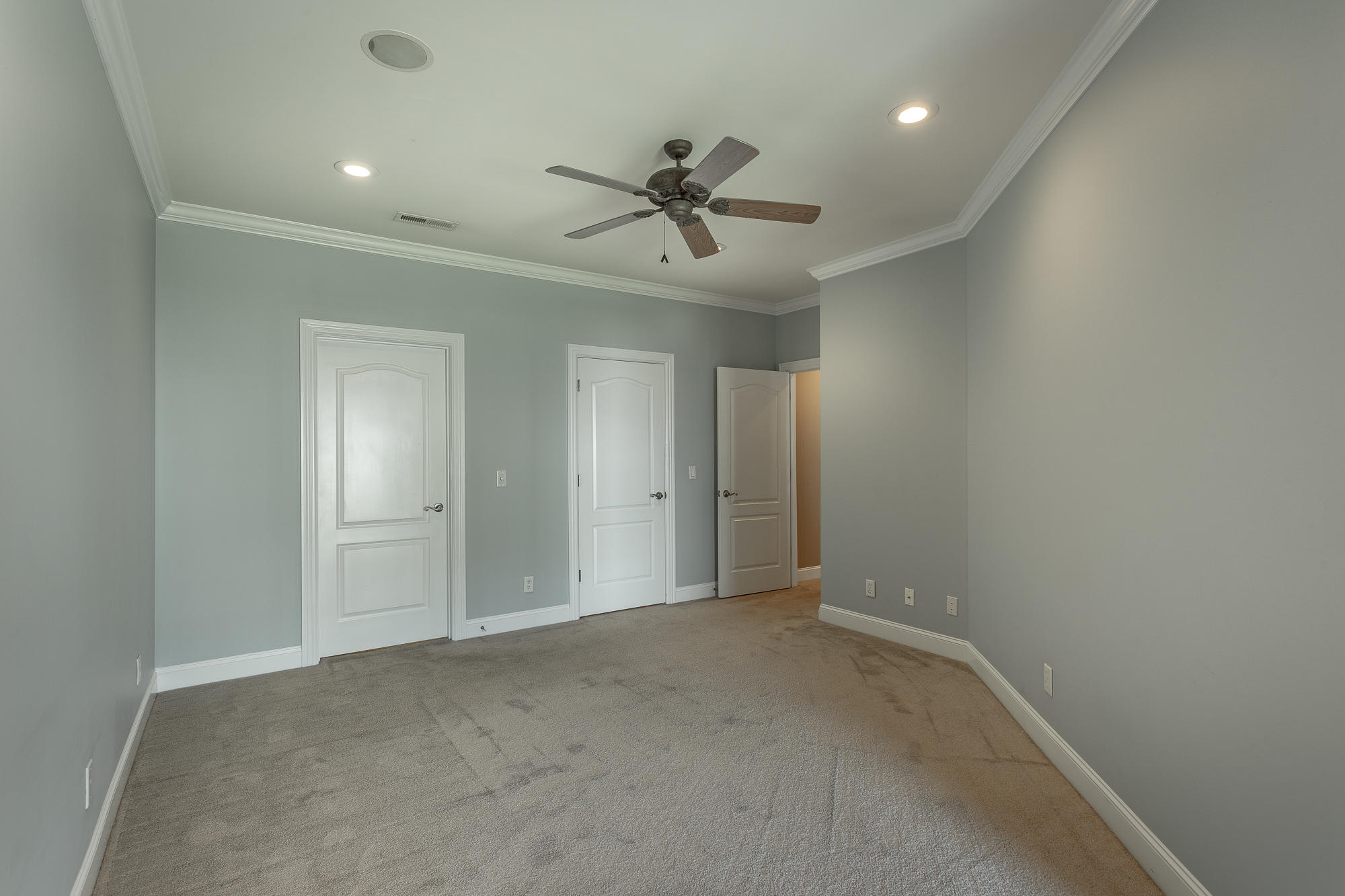810 Renaissance Court Chattanooga, TN 37419 - Photo 17 of 40 Master Bedroom