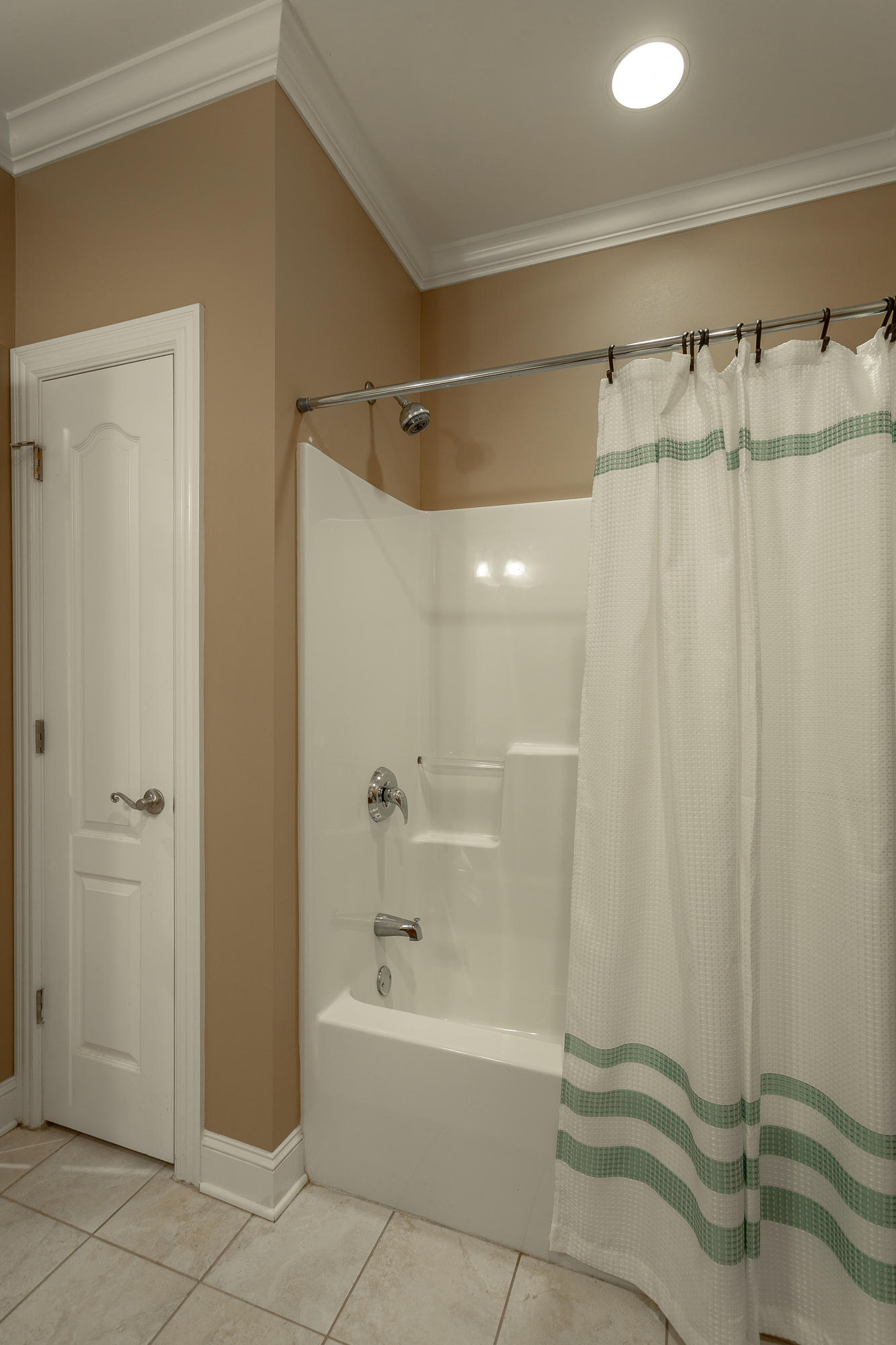 810 Renaissance Court Chattanooga, TN 37419 - Photo 24 of 40 Full Bath #2
