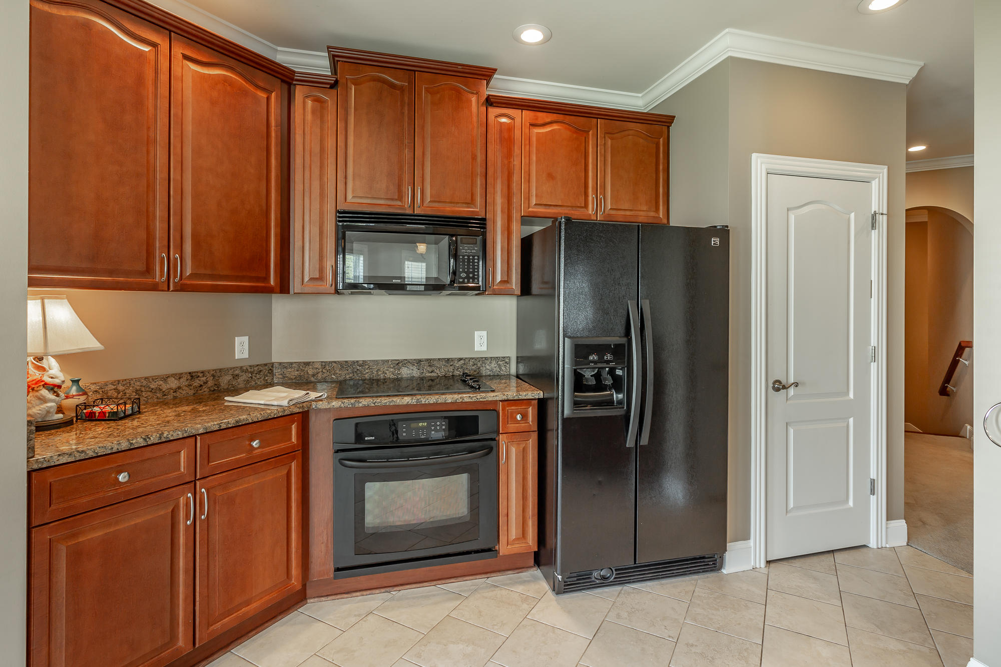 810 Renaissance Court Chattanooga, TN 37419 - Photo 5 of 40 Open Kitchen!