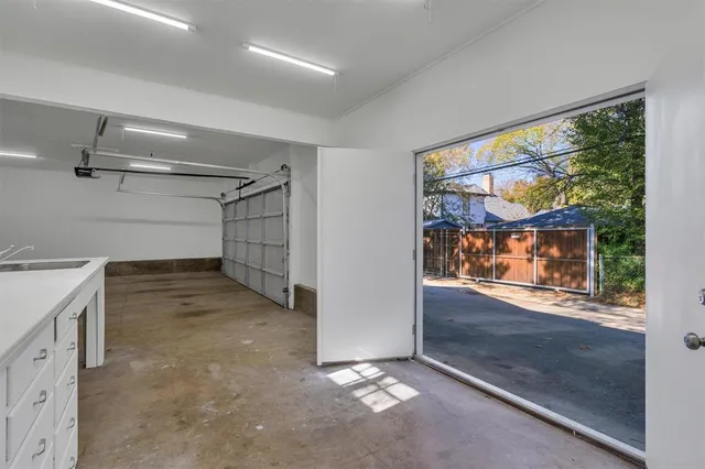 a view of a storage & utility room