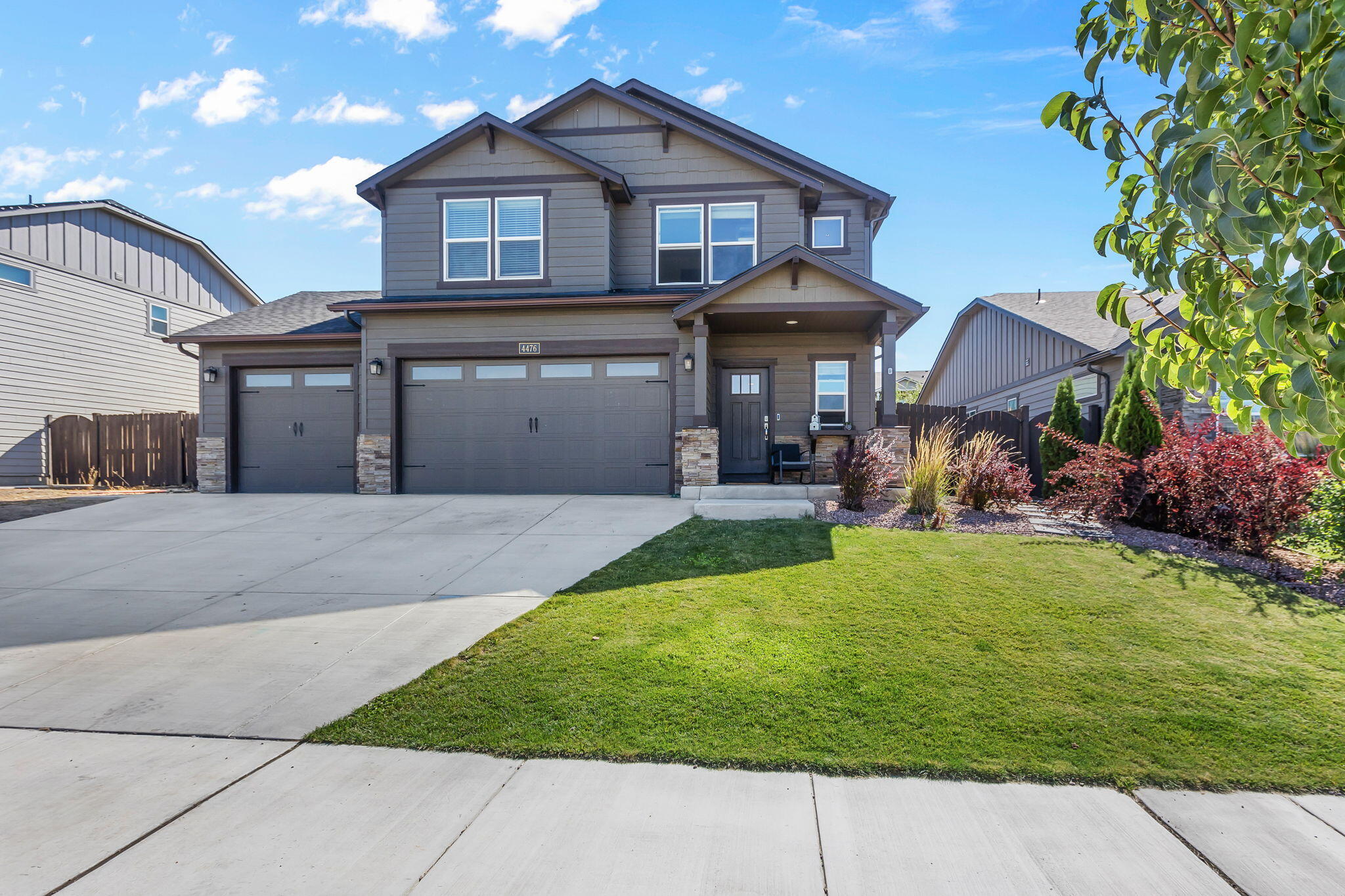 4476 Southwest Salmon Place Redmond, OR 97756 - Photo 1 of 43 2024_09_27_4476_sw_salmon_pl_rdm-1