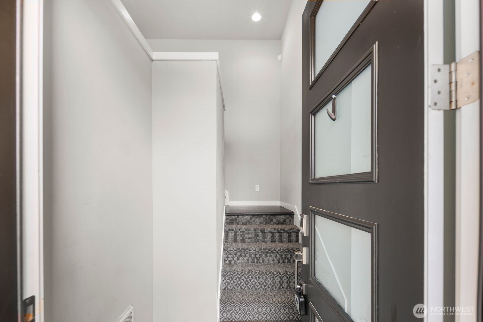 1325 Seattle Hill Road, Unit A2 Bothell, WA 98012 - Photo 3 of 35