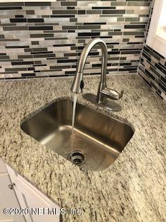 5122 Birkenhead Road Jacksonville, FL 32210 - Photo 10 of 31 a close view of sink
