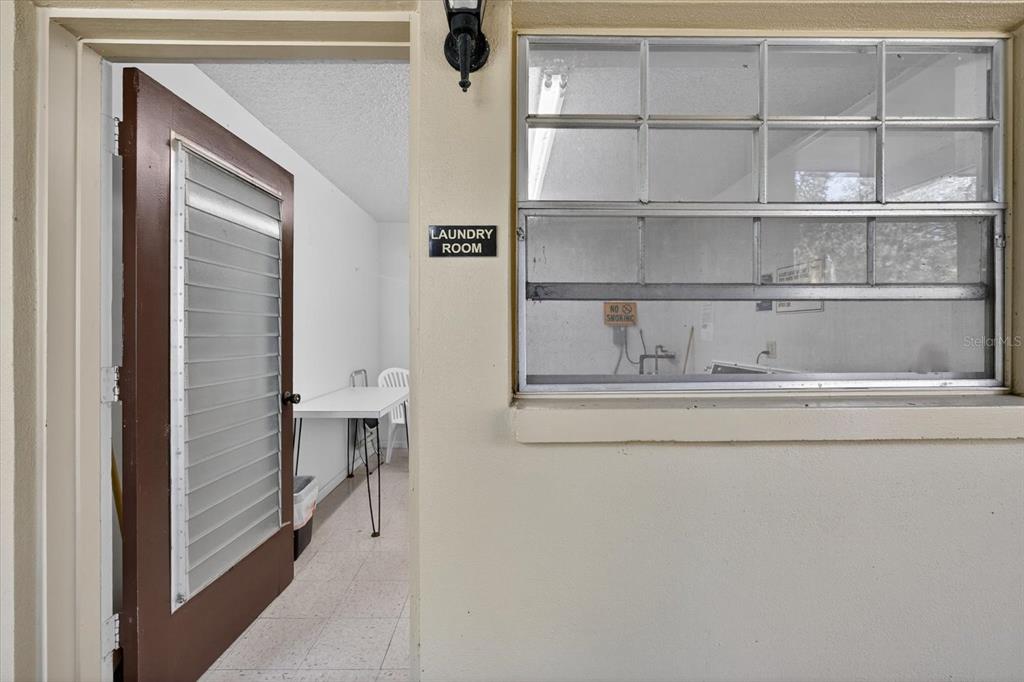 1701 Pinehurst Road, Unit 36C Dunedin, FL 34698 - Photo 18 of 25 a view of white door