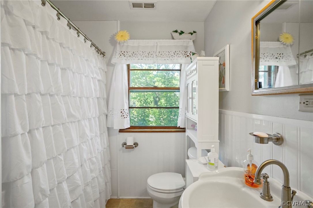 5201 Robins Road Richmond, VA 23231 - Photo 9 of 22 Gallery Image 9