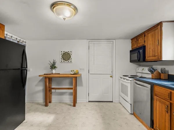 $368,000 | 37 Lois Lane, Williston, VT 05495